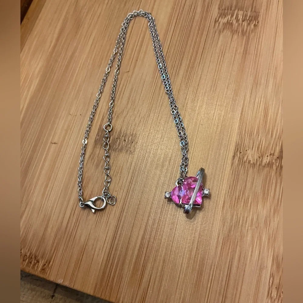 Pink faux Gemstone Necklace 18” NWOT